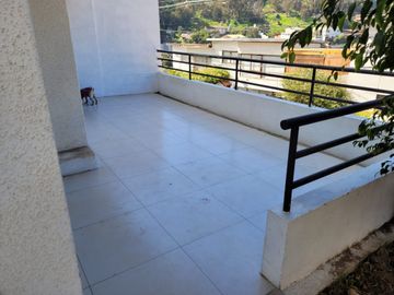 Se vende espaciosa casa cercano a plaza Miraflores