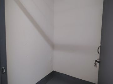 Arriendo Macul Dep 1 habitación con estacionamiento y bodega