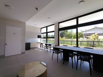 Arriendo Macul Dep 1 habitación con estacionamiento y bodega