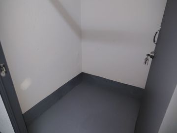 Arriendo Macul Dep 1 habitación con estacionamiento y bodega