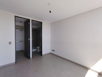 Arriendo Macul Dep 1 habitación con estacionamiento y bodega