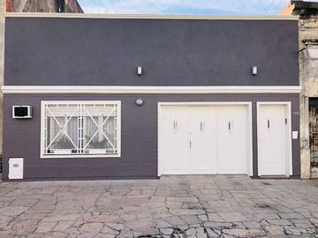 Casa en venta en Lanus Oeste