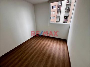 ALQUILER ¡Tu nuevo hogar te espera! Descubre este lindo y acogedor departamento remodelado, ubicado en el 3er piso con vista interna, excelente ilumin