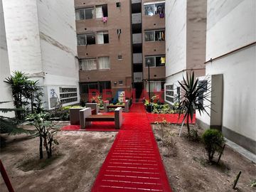 ALQUILER ¡Tu nuevo hogar te espera! Descubre este lindo y acogedor departamento remodelado, ubicado en el 3er piso con vista interna, excelente ilumin