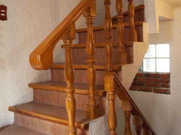 Casa en Venta en Vista del Valle, estilo colonial mexicano, con gran jardín