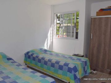 CASA A METROS DE LA CANCHA DE GOLF