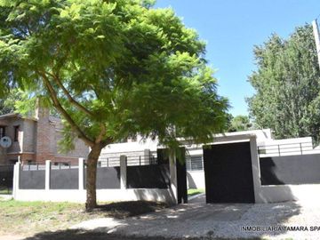 CASA A METROS DE LA CANCHA DE GOLF
