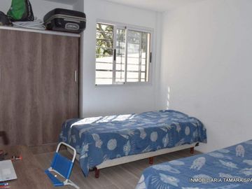 CASA A METROS DE LA CANCHA DE GOLF