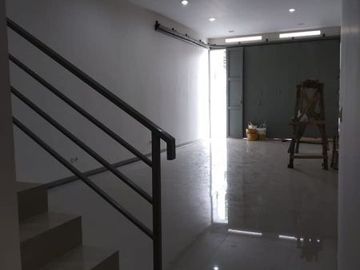 Jual Ruko Antapani Dekat ke Kawasan Arcamanik, Cisaranten dan Soekarno Hatta