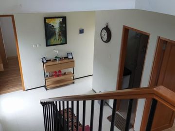 hunian MINIMALIS SERASA VILLA di cisarua bandung