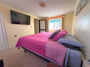 Amplia casa de 5 dormitorios, Villa Las Leyendas, Calama