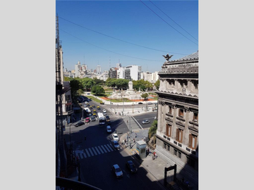 *NUEVO PRECIO* Piso en Venta en Balvanera 4 dormitorios 3 baños 180 m2, balcón al frente – Rivadavia 1800