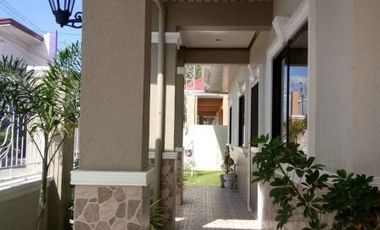 Bungalow Resale House in Metrogate