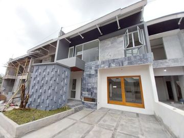 Dijual Rumah Premium 2 Lantai di Jl Damai Yogyakarta