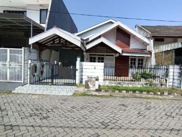 rumah di Panjang Jiwo Permai Hadap Barat
