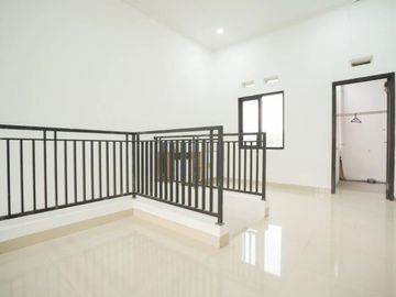 PH Rumah Beserta Furniture Dijual Cepat Cibinong