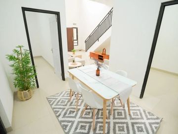 PH Rumah Beserta Furniture Dijual Cepat Cibinong