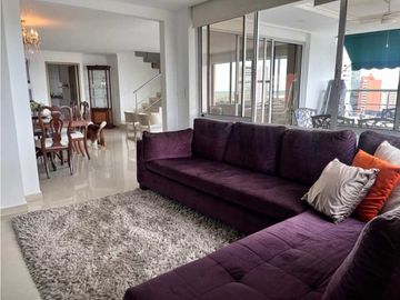 SE VENDE HERMOSO APARTAMENTO REMODELADO EN ALTO PRADO