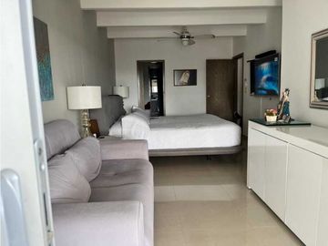 SE VENDE HERMOSO APARTAMENTO REMODELADO EN ALTO PRADO