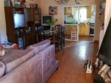 Departamento Tipo Casa en venta en Lanus Oeste