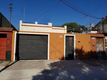 Departamento Tipo Casa en venta en Lanus Oeste