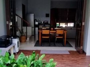 Rumah di Cinere Jual Cepat Furnished fasilitas Kolam Renang