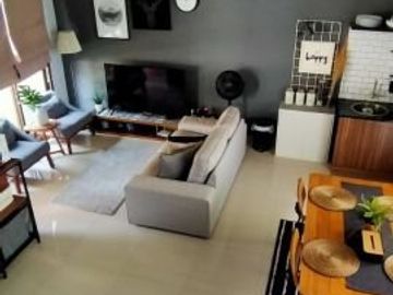 Rumah di Cinere Jual Cepat Furnished fasilitas Kolam Renang