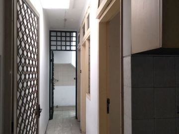 Jl Kartika Pinang Jaksel, Dijual Rumah 1 Lantai Siap Huni. UT-8633