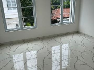 Dijual Murah Rumah Mewah Sebrang Mall Cinere Depok