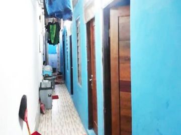 Dijual Cepat Rumah bonus Kontrakan 4 Pintu, strategis bebas banjir di Cipinang Besar Selatan, Jakarta Timur