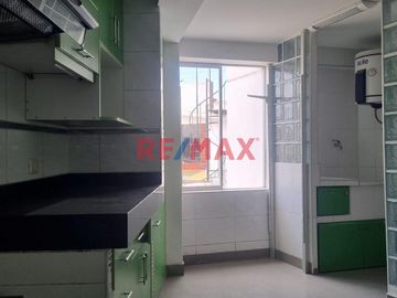 🌟 ¡Oportunidad única en Chiclayo! 🌟

¿Buscas la comodidad y conveniencia de vivir en un departamento flat acogedor y bien distribuido? ¡Esta es tu c