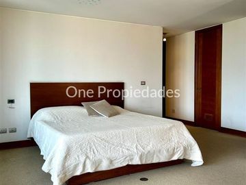Departamento en Venta en Hermanos Cabot | Dpto en Venta (4D5B) | Las Condes | One Propiedades