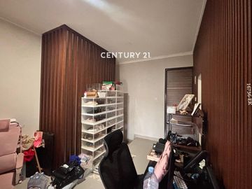 Dijual Rumah 2 Lantai Di Bintaro Sektor 9