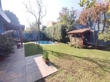 Casa en Venta en ECHEÑIQUE - PLAZA OSSANDÓN