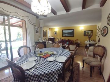 Casa en Venta en ECHEÑIQUE - PLAZA OSSANDÓN