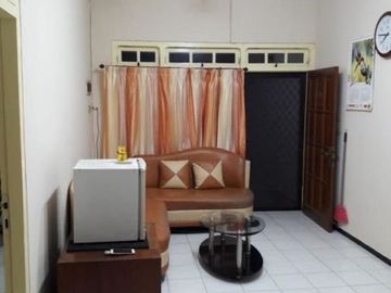 Rumah Babatan Pantai Hadap Selatan