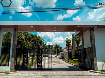 Perumahan Damai Regency Desain Modern Tipe 136/144 di Sleman One Gate System