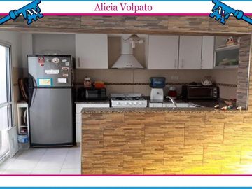 Casa PH en venta en Wilde
