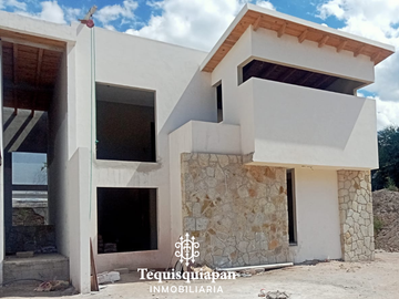 Casas en venta en conjunto Céntrico de Tequisquiapan