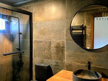 Casa en venta de 4 dorm. en Puerto Varas