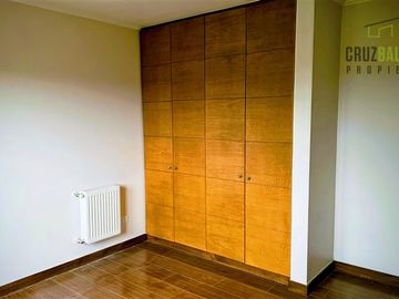 Casa en venta de 4 dorm. en Puerto Varas