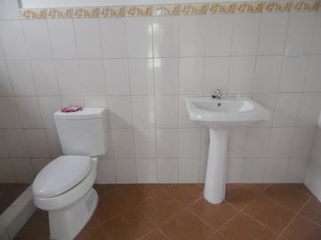 3 bedroom unfurnished house for sale located in Friendship V