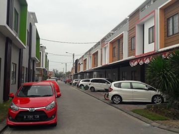 TERLARIS TAHUN INI ,rukost galuh mas 10 kamar