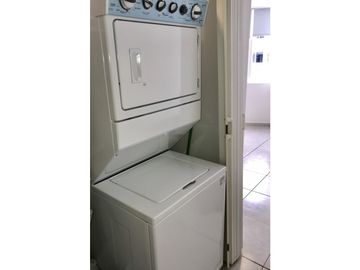 SE VENDE APARTAMENTO LINEA BLANCA EN AV. BALBOA