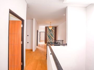 Rumah LB 156 Hadap Timur 5 Menit ke Mall Cinere Depok J-50508