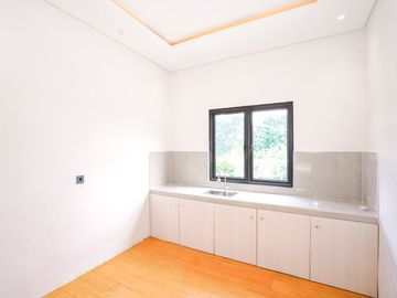 Rumah LB 156 Hadap Timur 5 Menit ke Mall Cinere Depok J-50508