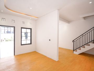 Rumah LB 156 Hadap Timur 5 Menit ke Mall Cinere Depok J-50508