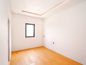 Rumah LB 156 Hadap Timur 5 Menit ke Mall Cinere Depok J-50508