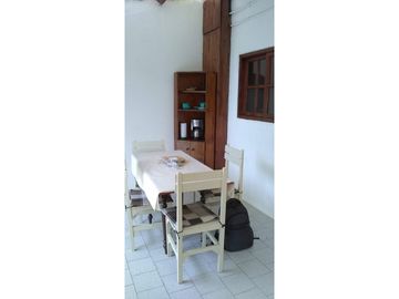 VENTA CHALET EN PUNTA MOGOTES