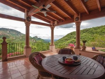 (CTT) Hermosa Casa en Tepoztlán